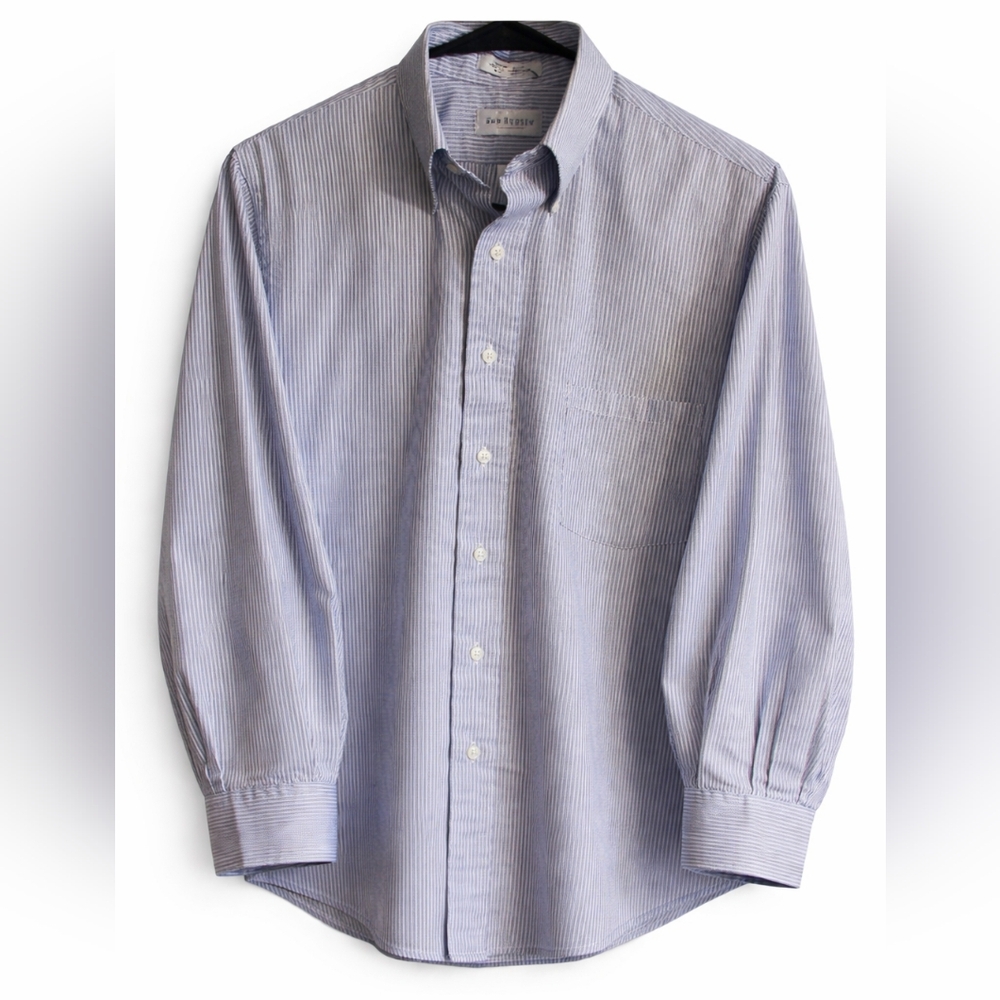 Van Heusen Men's Dress Shirt Blue and White Striped Buttom-down Size Large